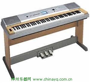 雅马哈DGX-620电钢琴