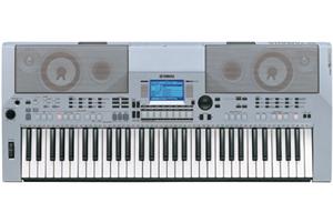 雅马哈PSR-S550电子琴