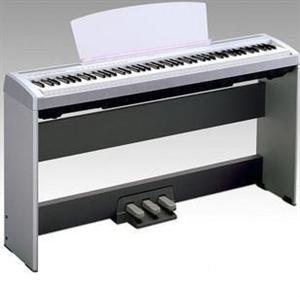雅马哈P-85电钢琴